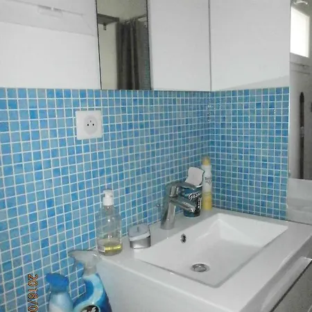 Appartamento équipé Avec Jardin+parking à La Plage... *